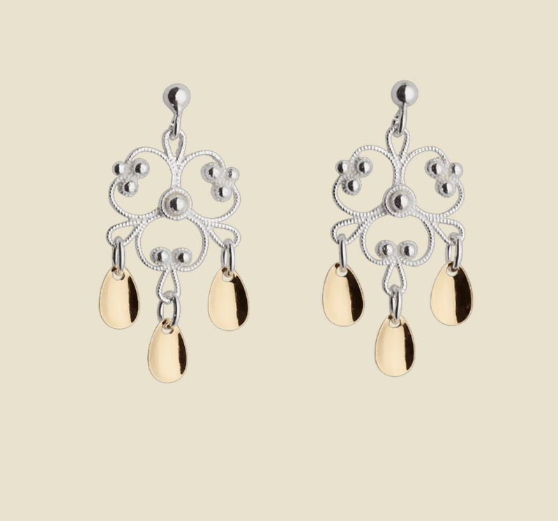 Øyrepynt, kvit/forgylt