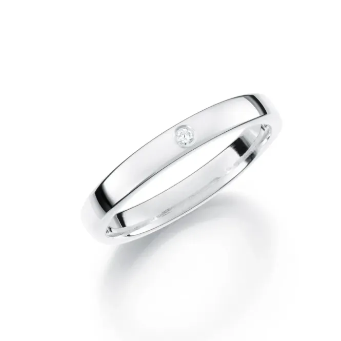 Hovedbilde GD130H3 - Hv.gull giftering m/dia 0,02 ct WSI